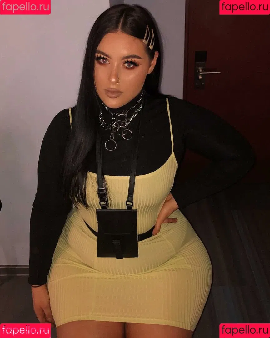 Holly Marston Onlyfans Photo Gallery 