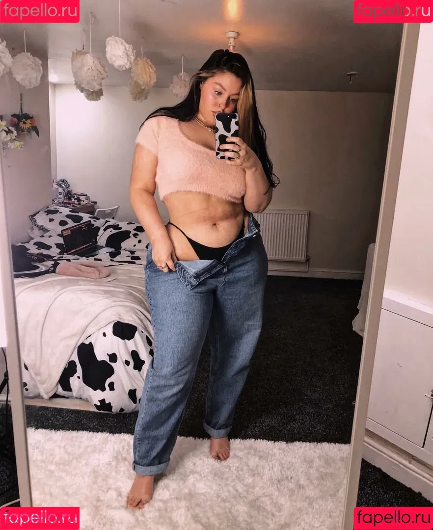 Holly Marston Onlyfans Photo Gallery 