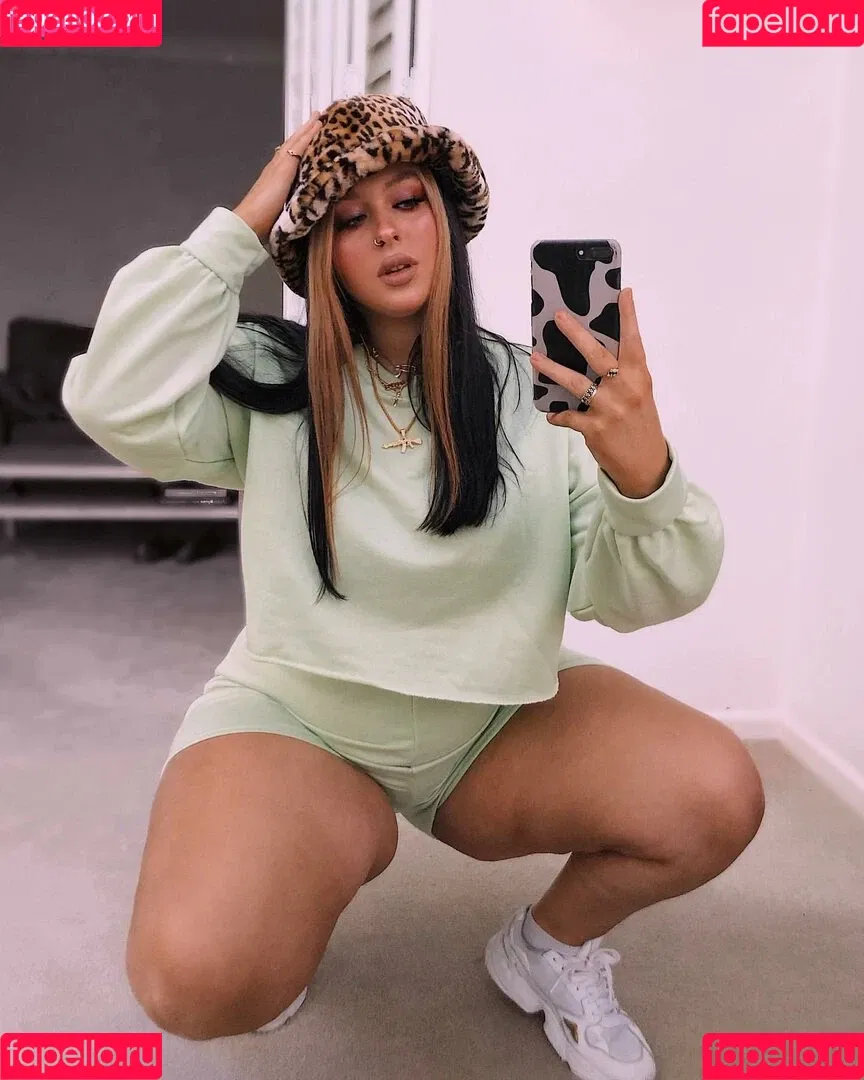 Holly Marston Onlyfans Photo Gallery 