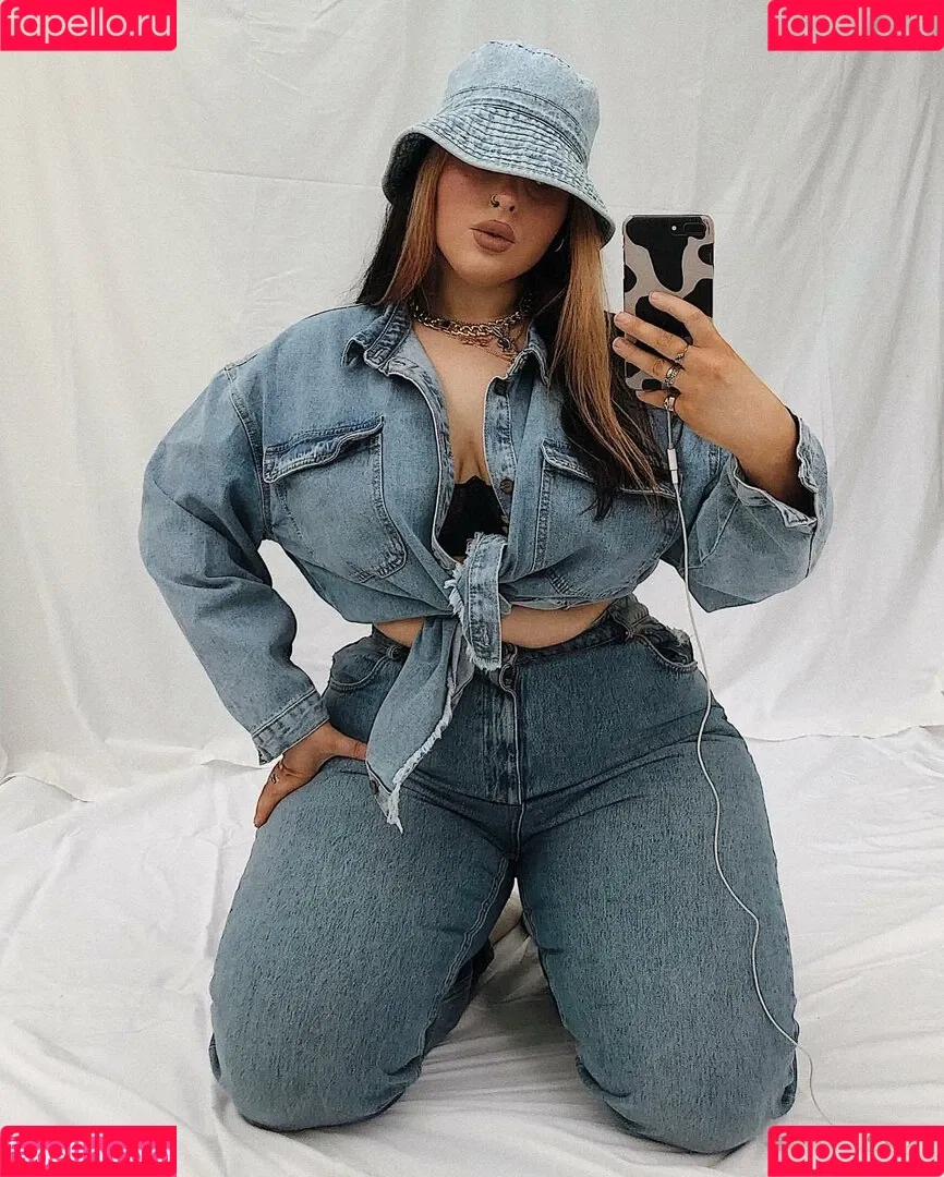 Holly Marston Onlyfans Photo Gallery 