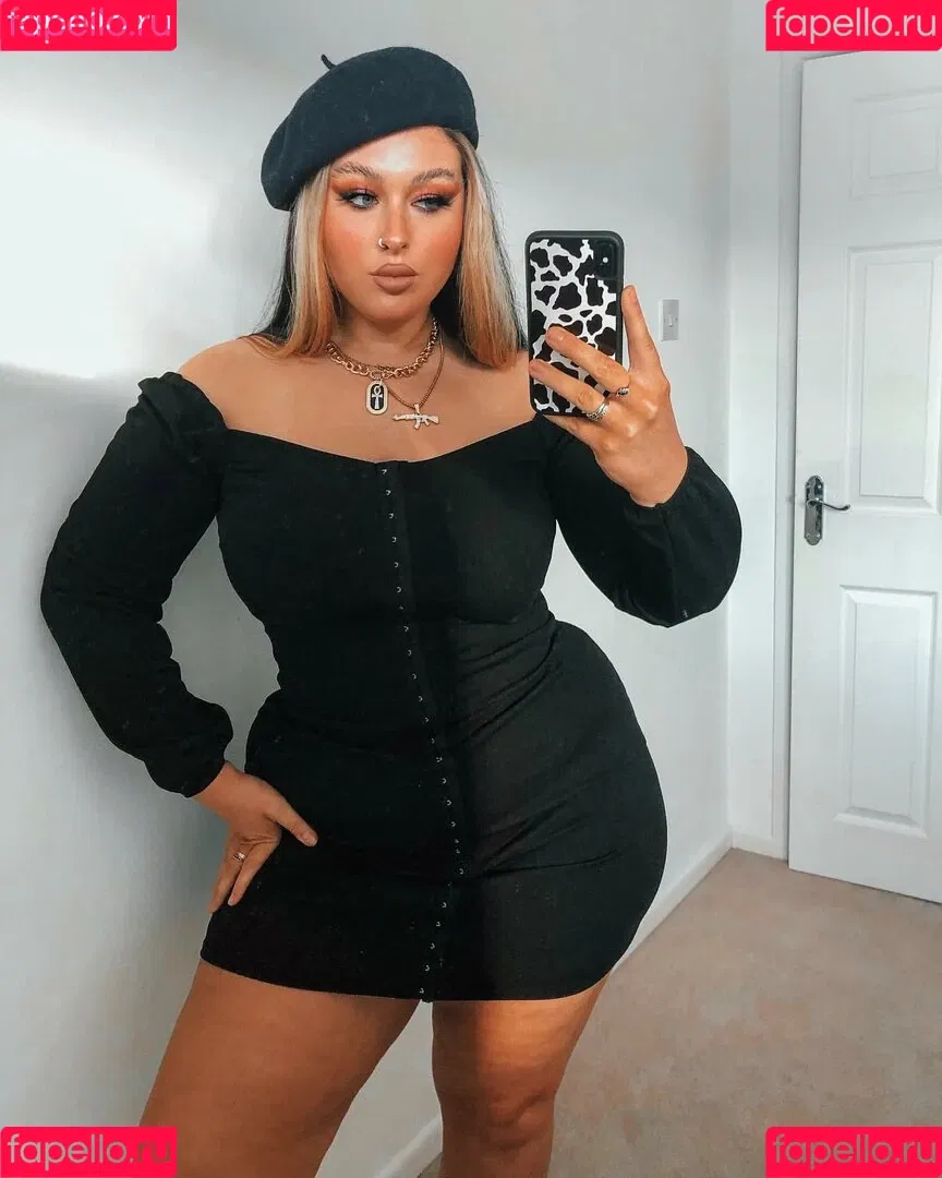 Holly Marston Onlyfans Photo Gallery 