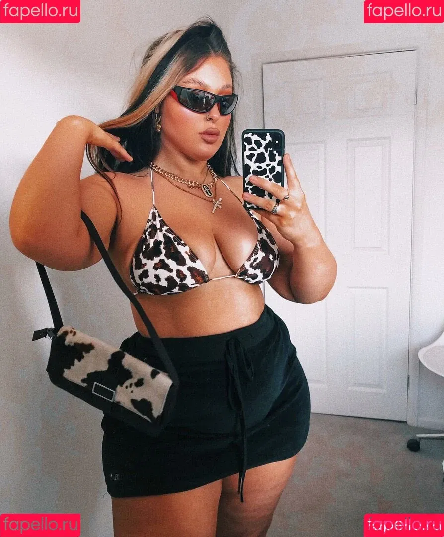Holly Marston Onlyfans Photo Gallery 