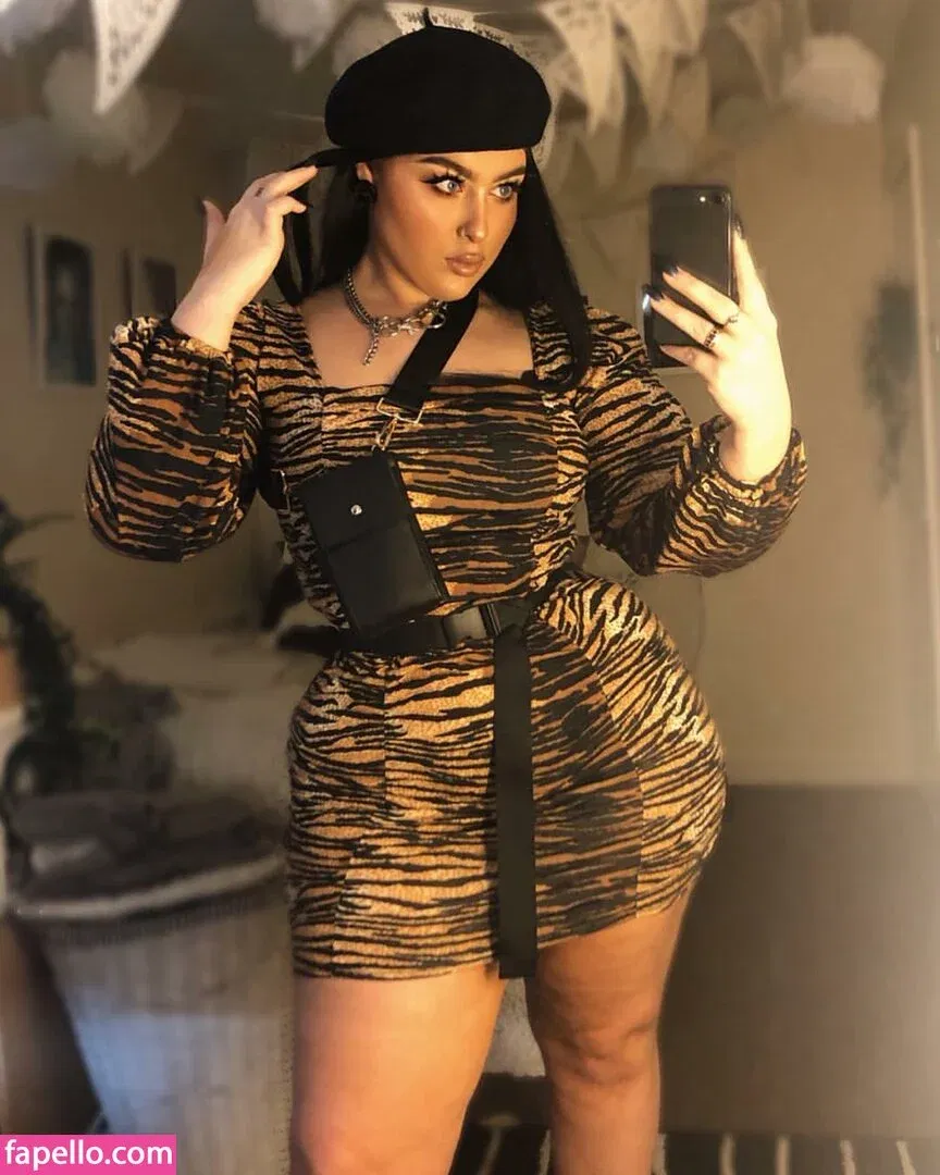 Holly Marston Onlyfans Photo Gallery 