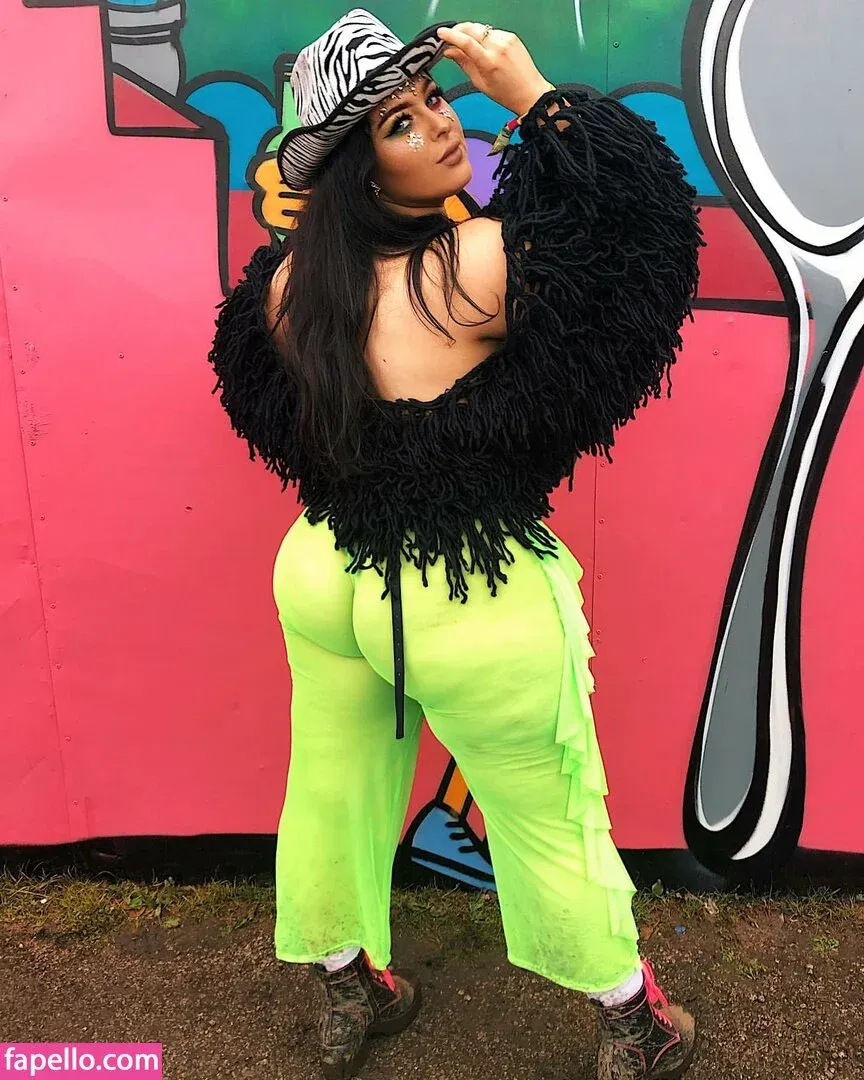 Holly Marston Onlyfans Photo Gallery 