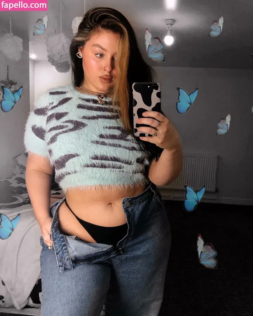 Holly Marston Onlyfans Photo Gallery 