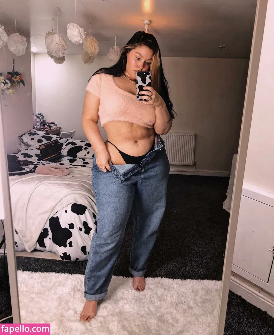 Holly Marston Onlyfans Photo Gallery 