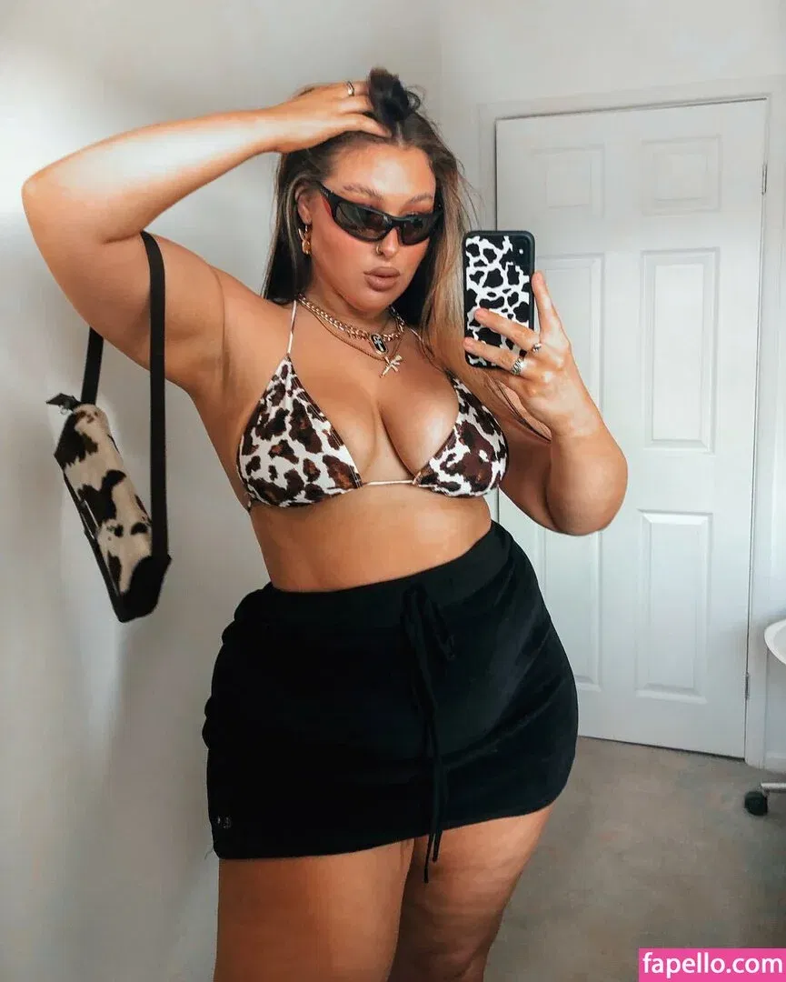 Holly Marston Onlyfans Photo Gallery 