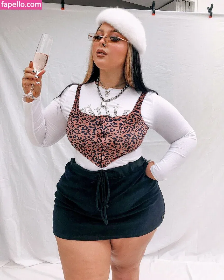 Holly Marston Onlyfans Photo Gallery 