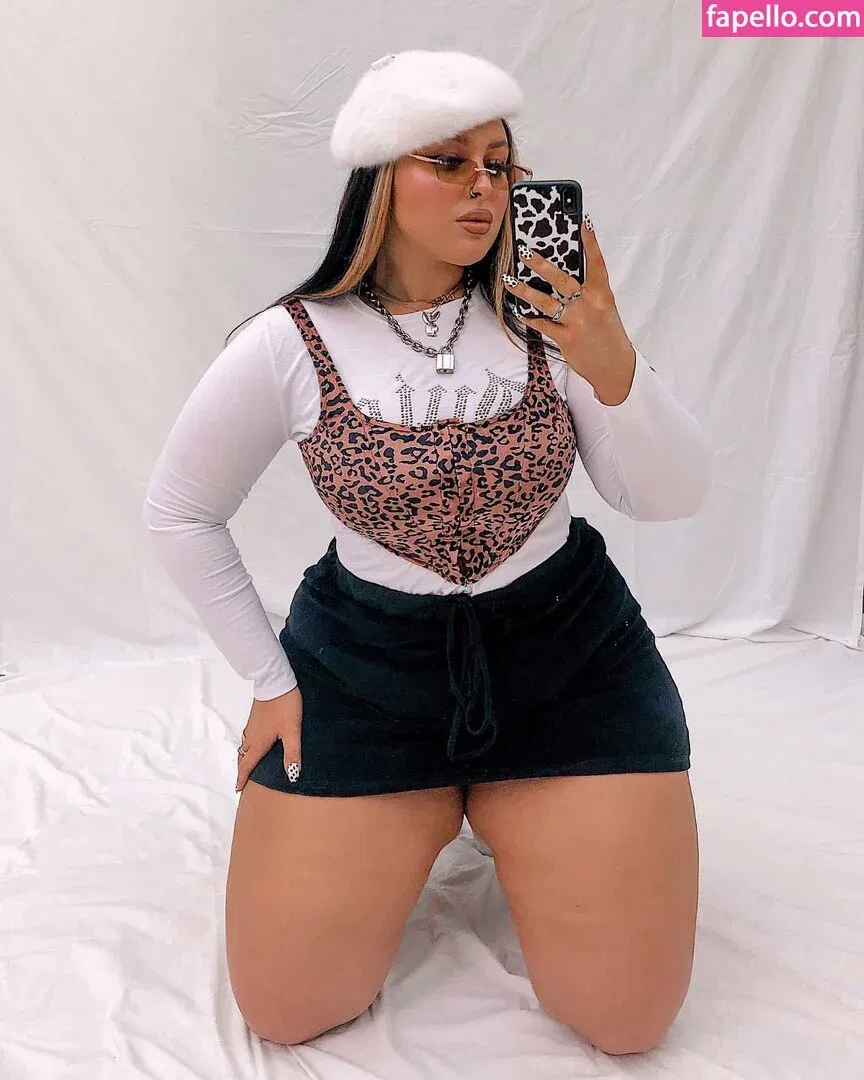 Holly Marston Onlyfans Photo Gallery 