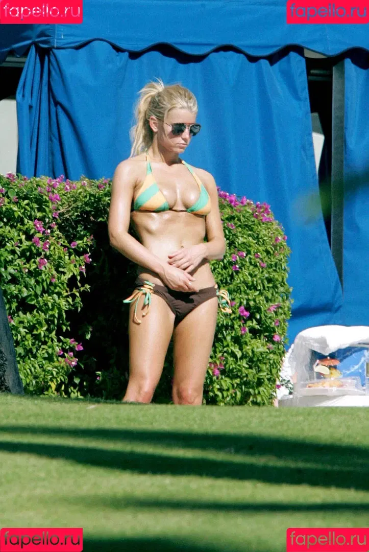 Jessica Simpson Onlyfans Photo Gallery 