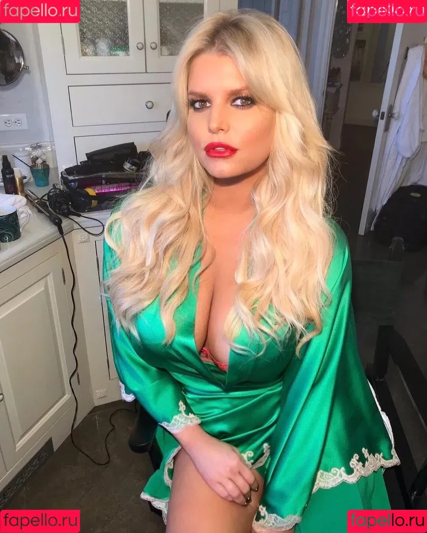 Jessica Simpson Onlyfans Photo Gallery 