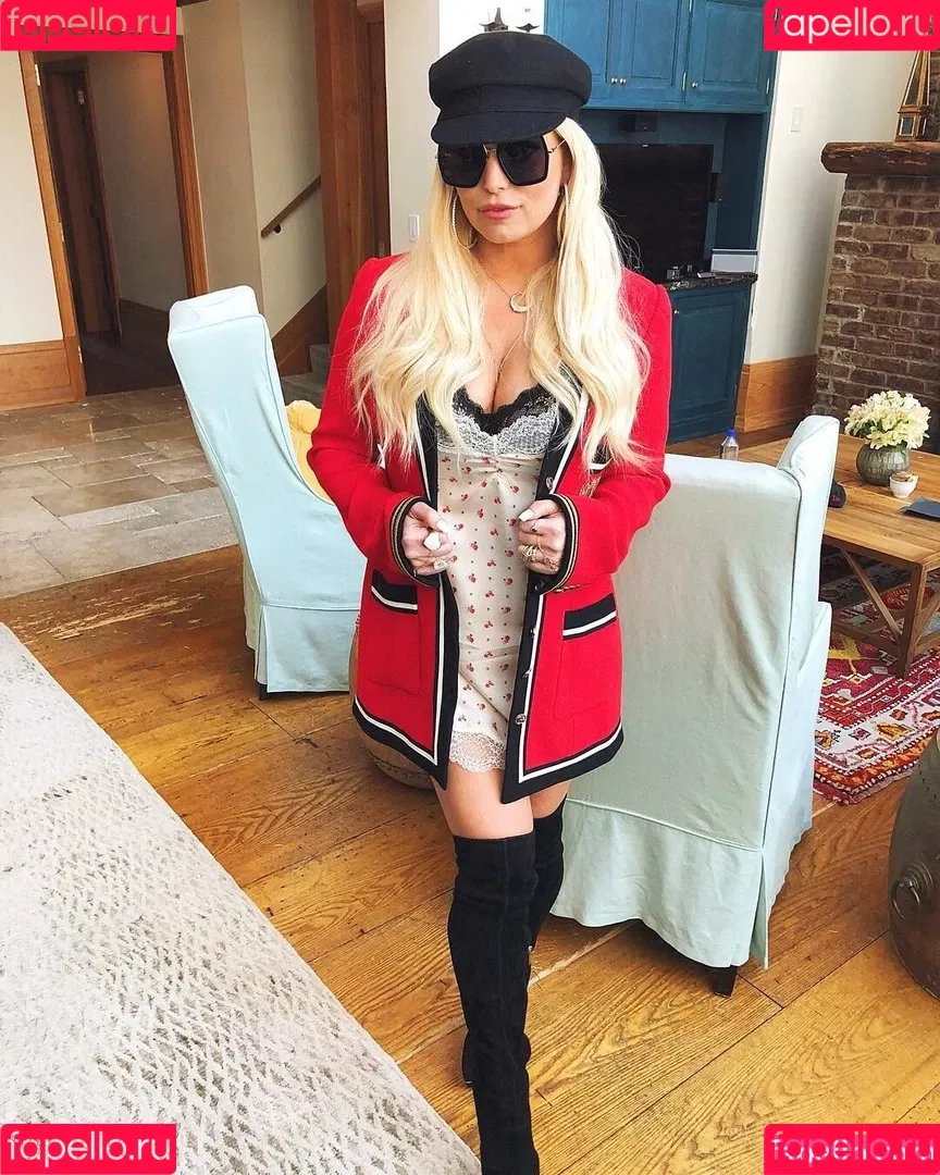 Jessica Simpson Onlyfans Photo Gallery 