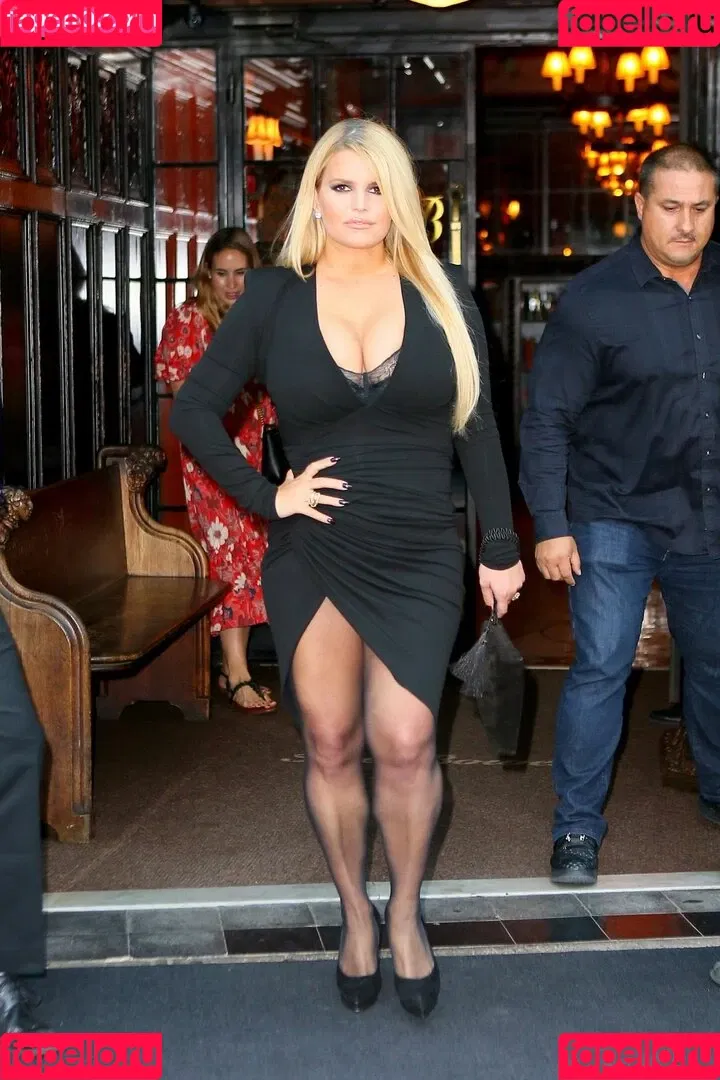 Jessica Simpson Onlyfans Photo Gallery 