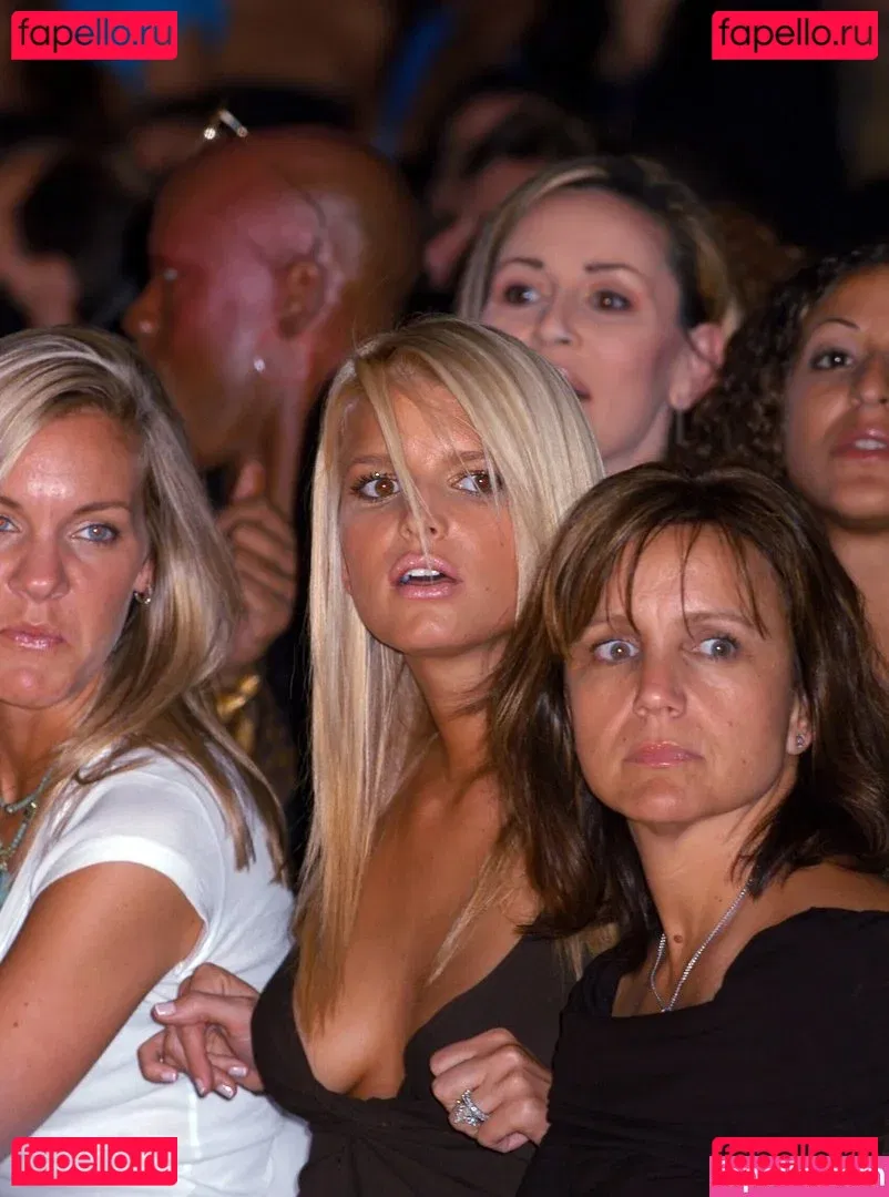 Jessica Simpson Onlyfans Photo Gallery 