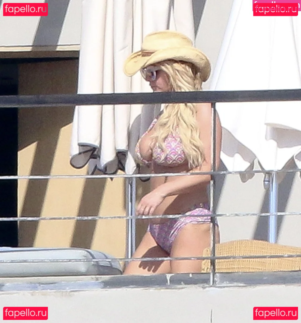 Jessica Simpson Onlyfans Photo Gallery 