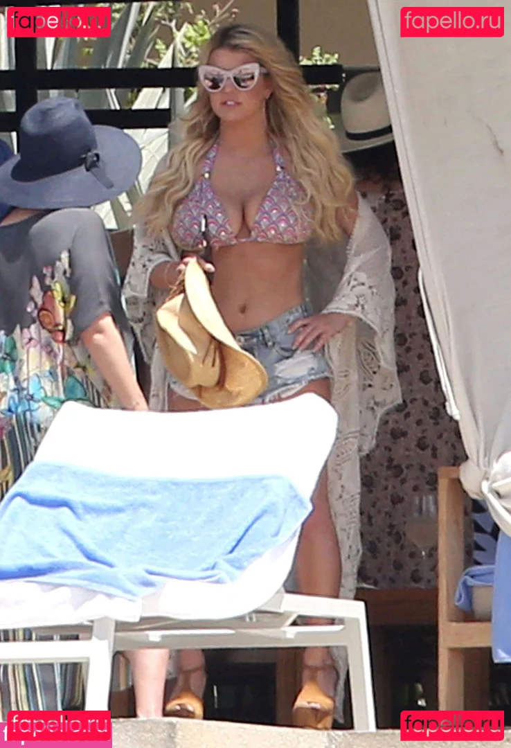 Jessica Simpson Onlyfans Photo Gallery 