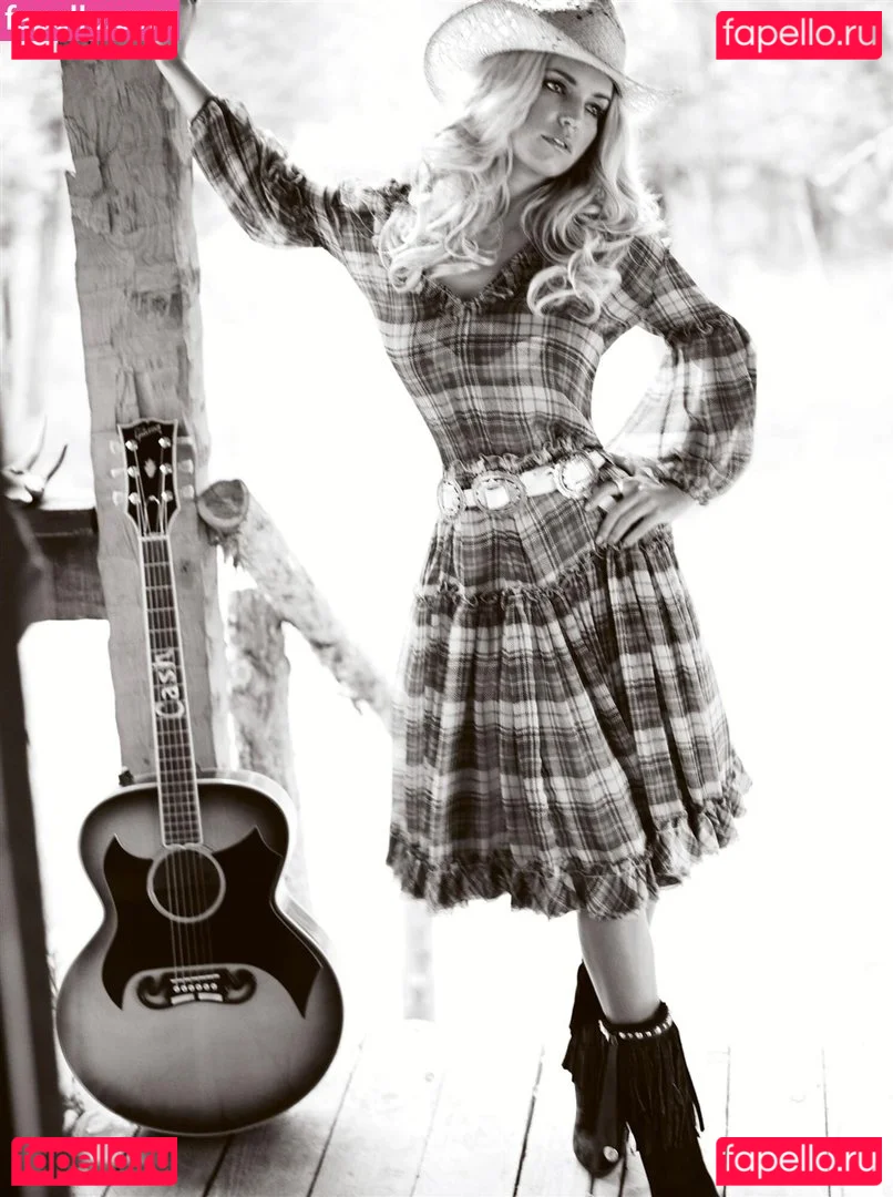 Jessica Simpson Onlyfans Photo Gallery 