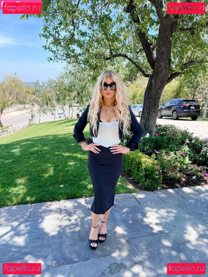 Jessica Simpson Onlyfans Photo Gallery 