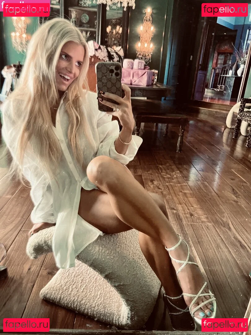 Jessica Simpson Onlyfans Photo Gallery 