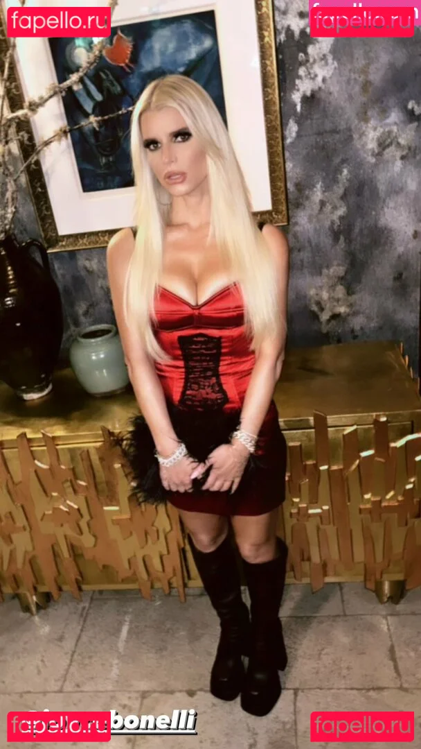 Jessica Simpson Onlyfans Photo Gallery 