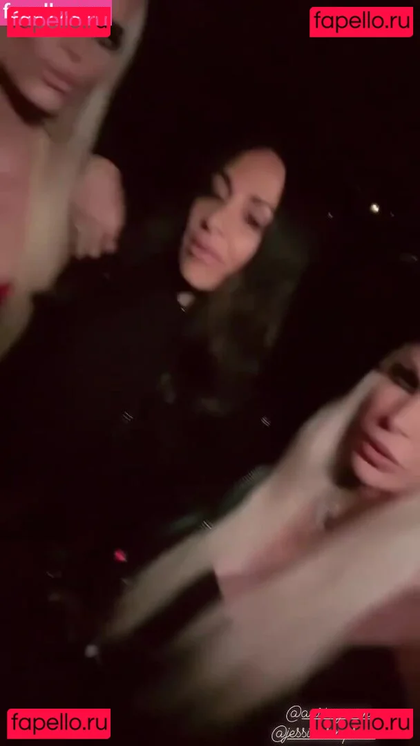 Jessica Simpson Onlyfans Photo Gallery 