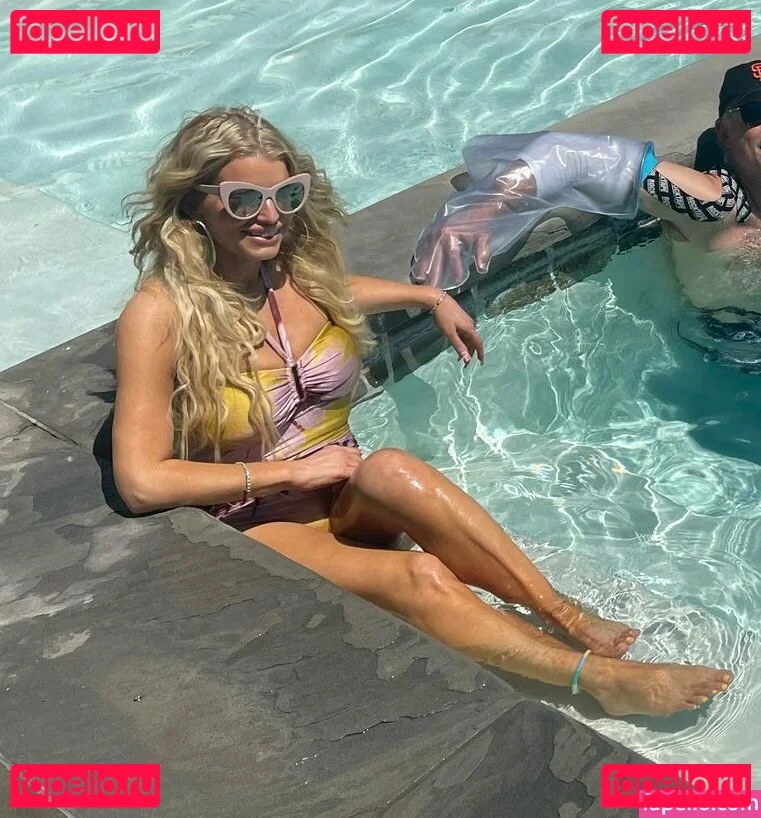 Jessica Simpson Onlyfans Photo Gallery 