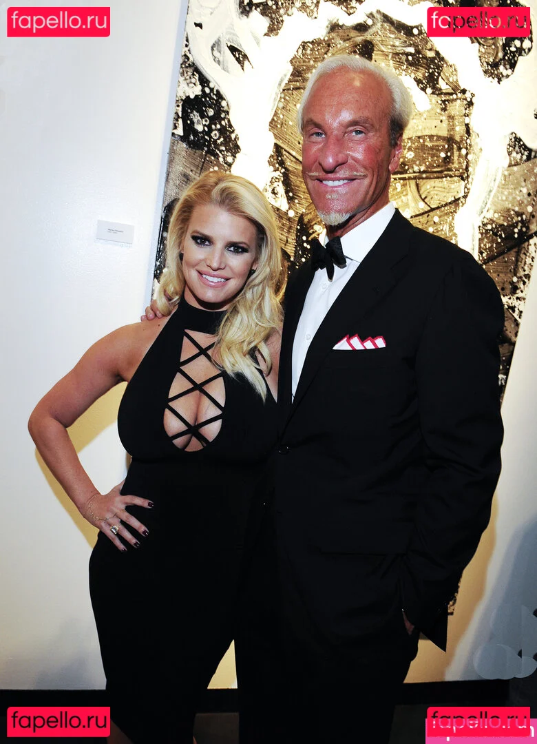 Jessica Simpson Onlyfans Photo Gallery 