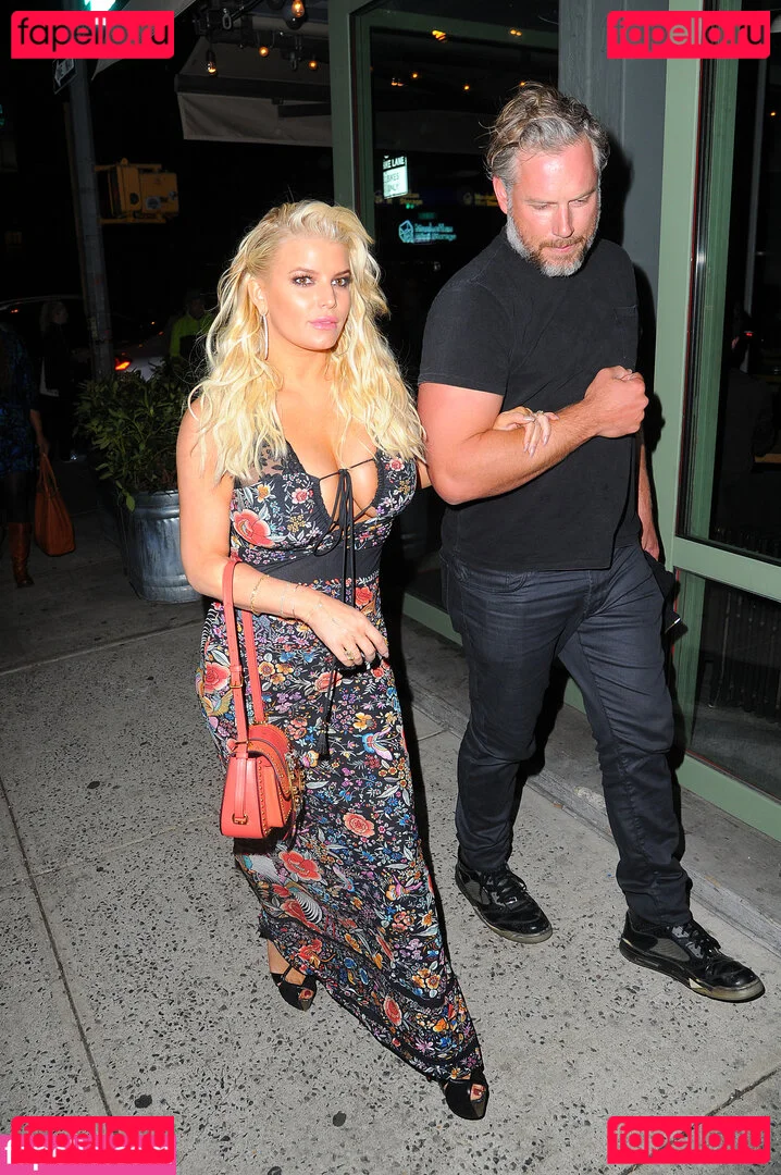 Jessica Simpson Onlyfans Photo Gallery 