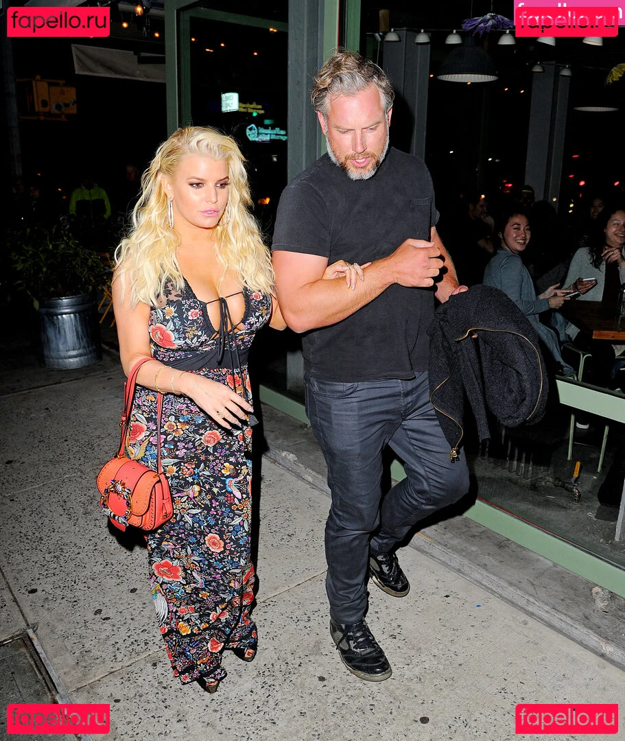 Jessica Simpson Onlyfans Photo Gallery 