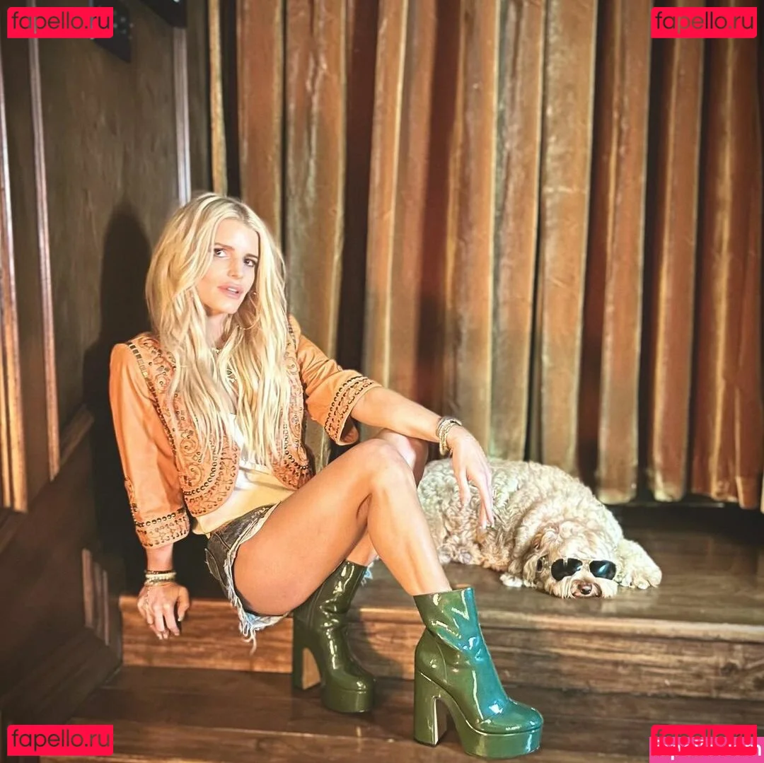 Jessica Simpson Onlyfans Photo Gallery 