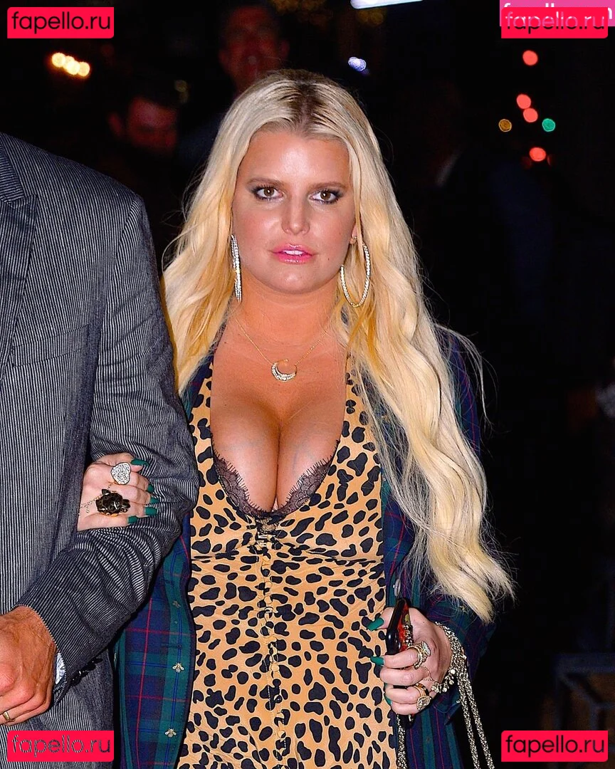 Jessica Simpson Onlyfans Photo Gallery 