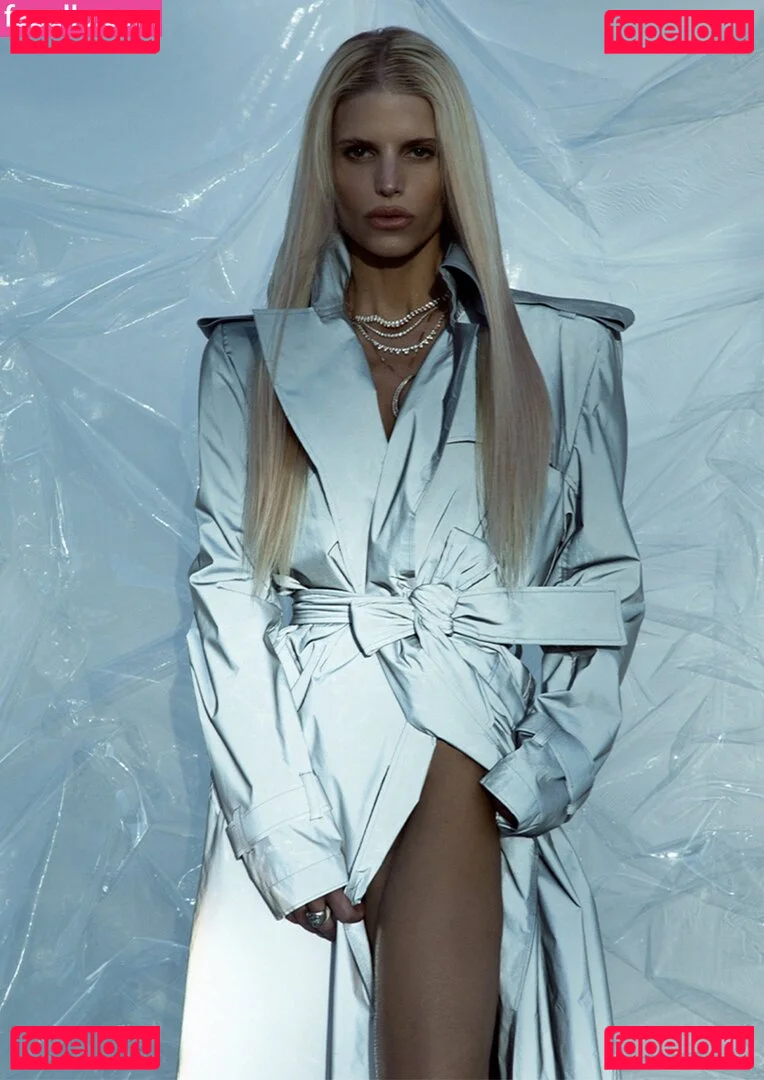 Jessica Simpson Onlyfans Photo Gallery 