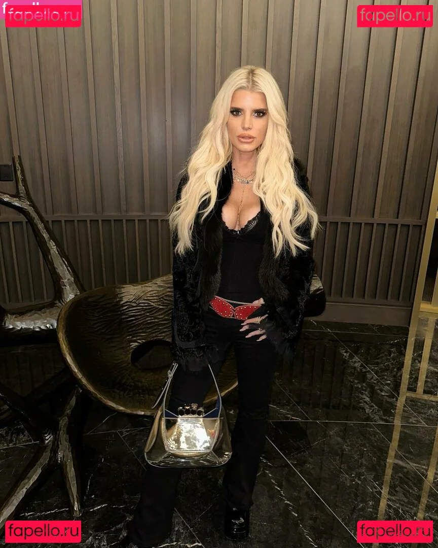 Jessica Simpson Onlyfans Photo Gallery 