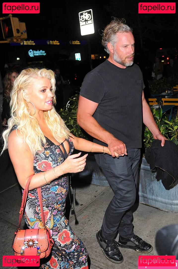 Jessica Simpson Onlyfans Photo Gallery 