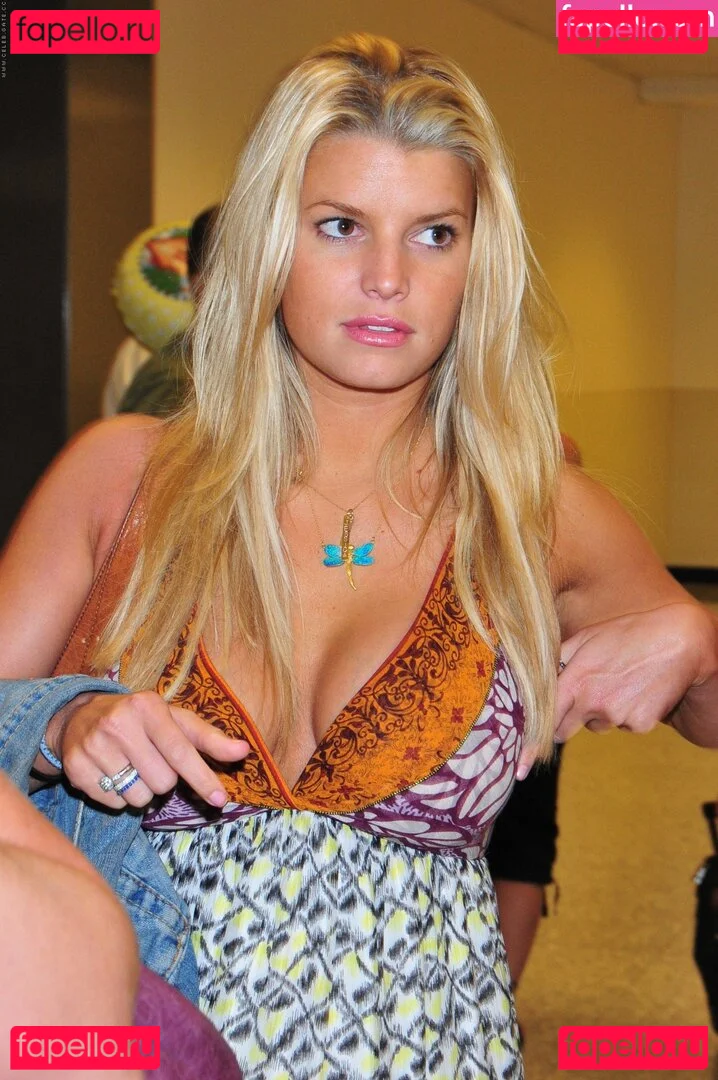 Jessica Simpson Onlyfans Photo Gallery 