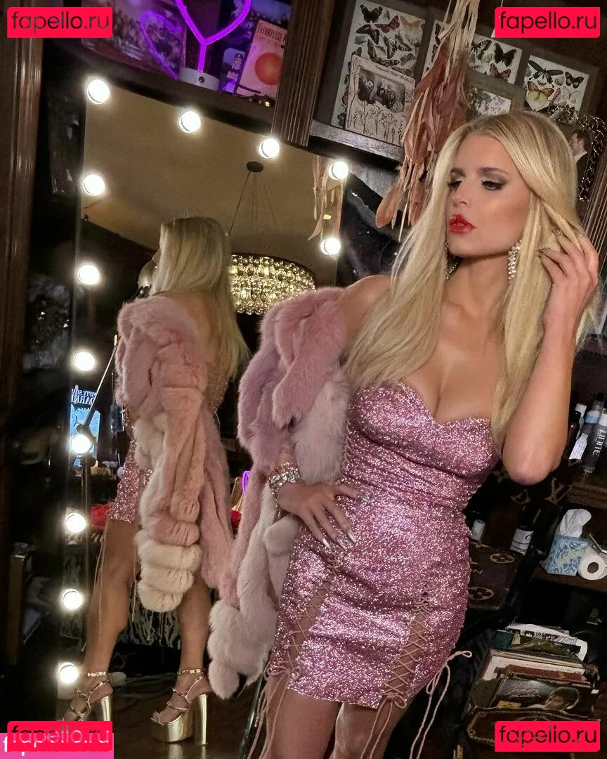 Jessica Simpson Onlyfans Photo Gallery 