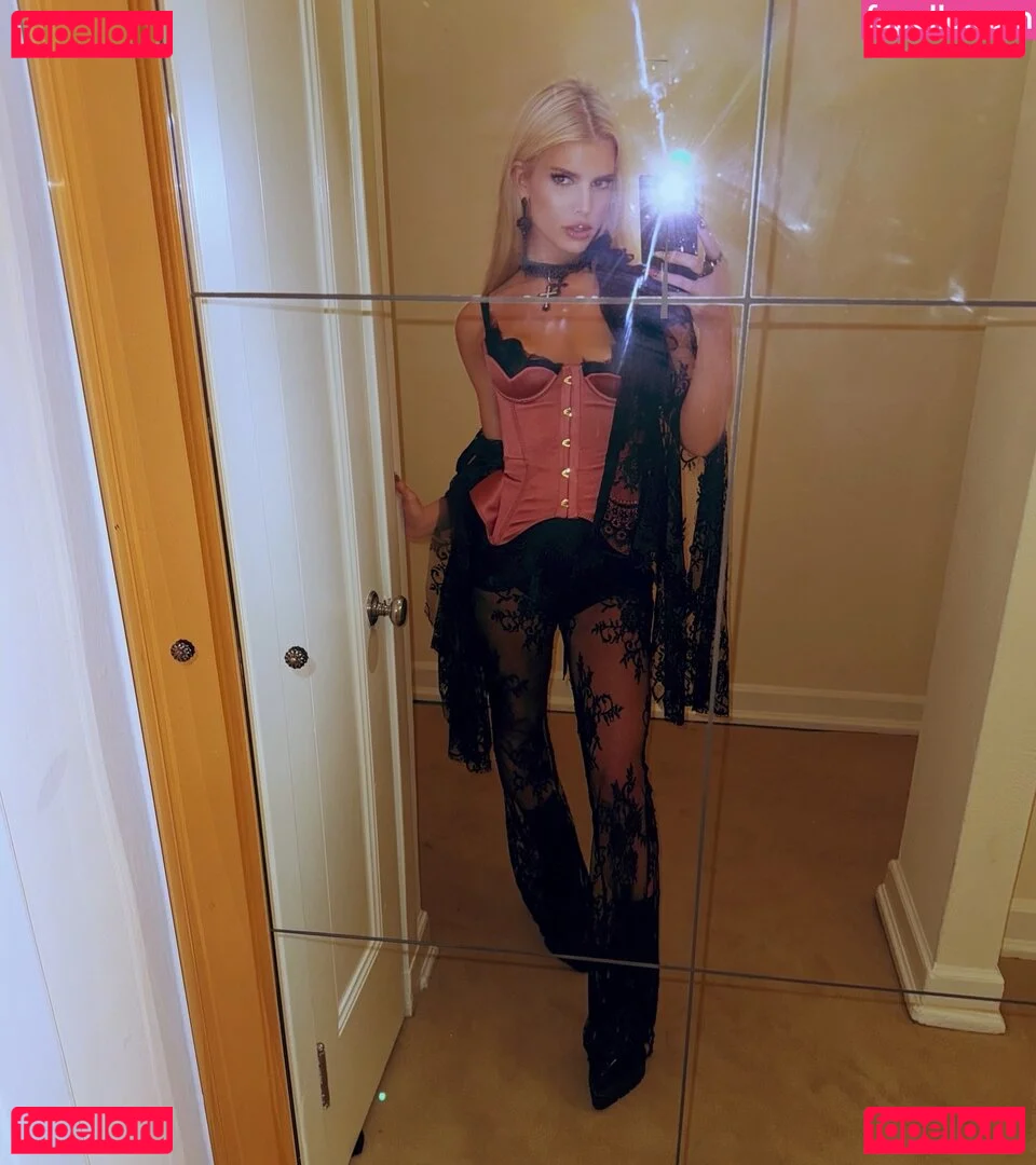 Jessica Simpson Onlyfans Photo Gallery 