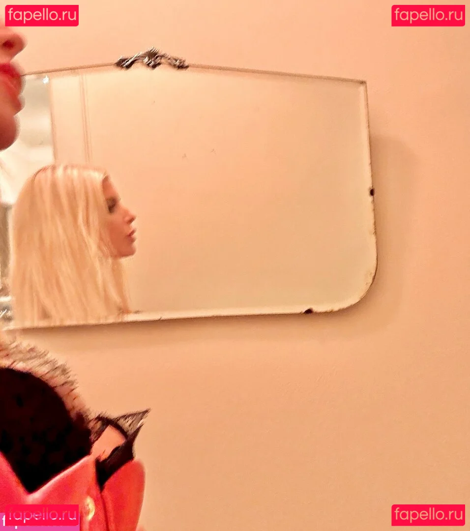 Jessica Simpson Onlyfans Photo Gallery 