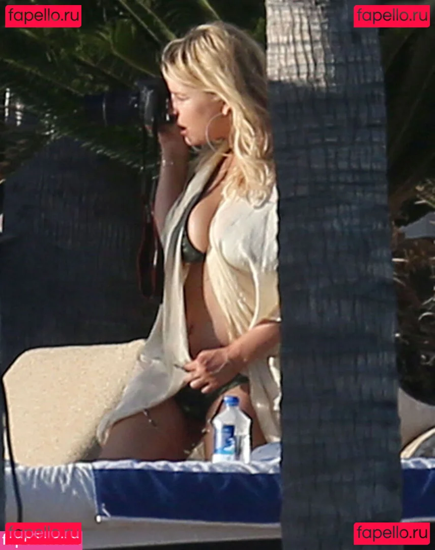 Jessica Simpson Onlyfans Photo Gallery 