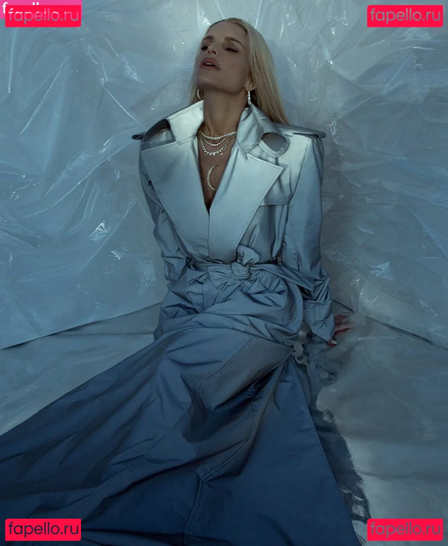 Jessica Simpson Onlyfans Photo Gallery 