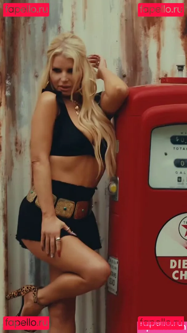 Jessica Simpson Onlyfans Photo Gallery 