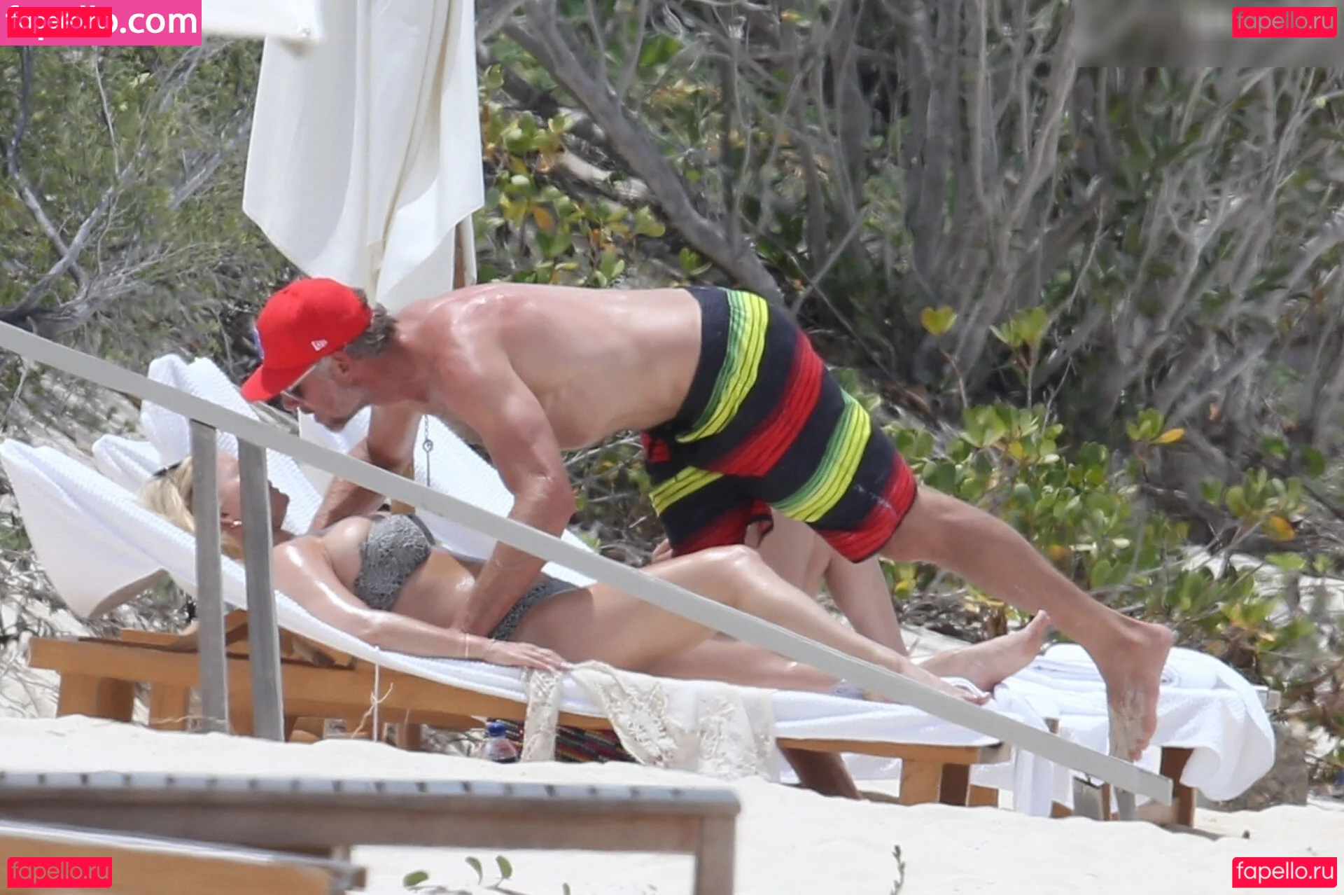 Jessica Simpson Onlyfans Photo Gallery 