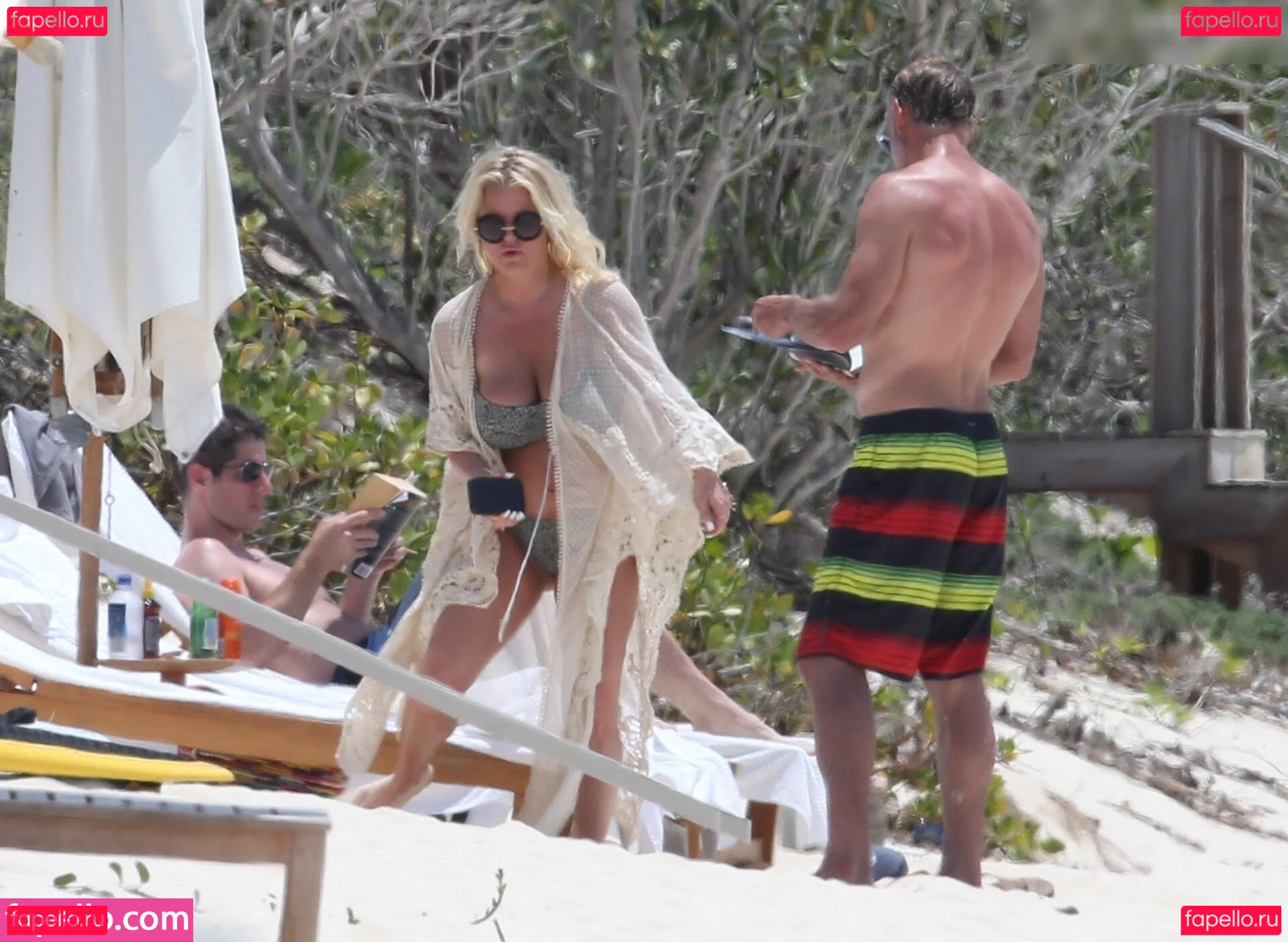 Jessica Simpson Onlyfans Photo Gallery 