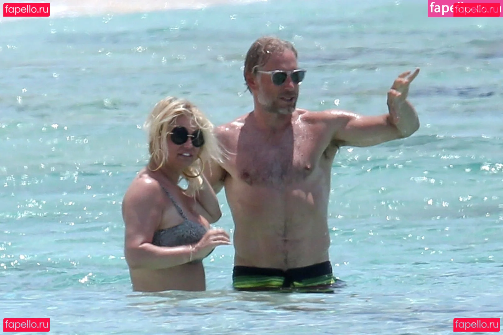 Jessica Simpson Onlyfans Photo Gallery 