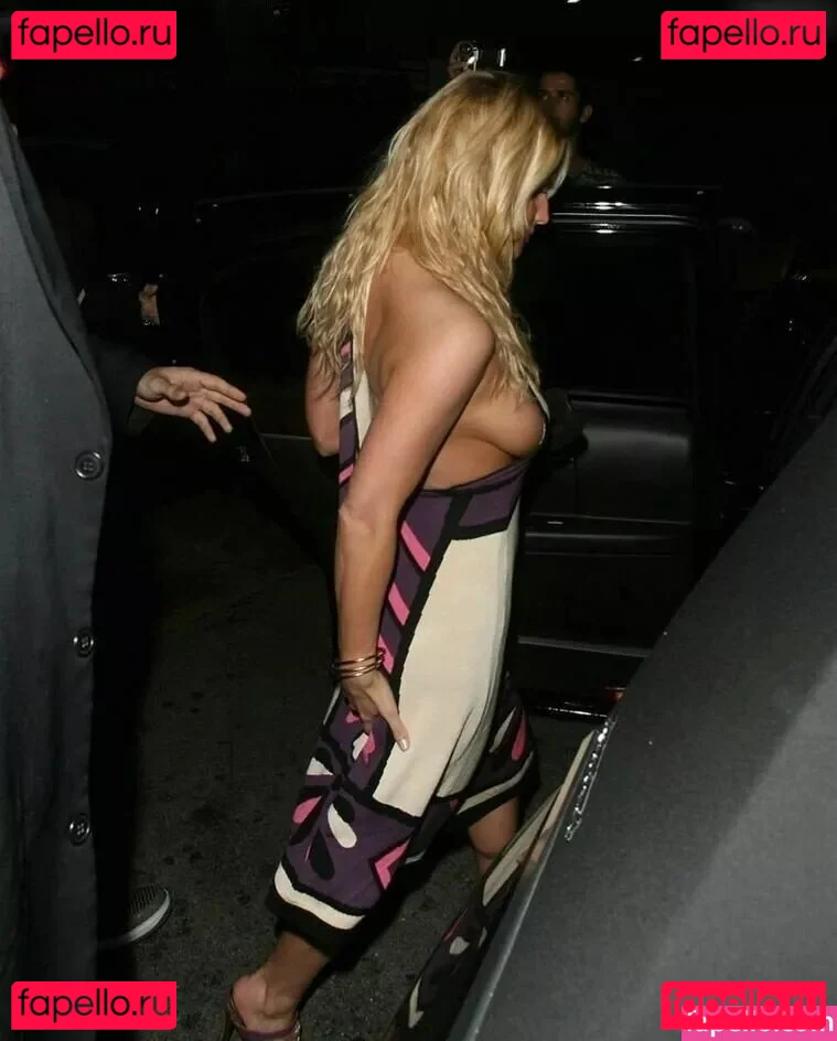 Jessica Simpson Onlyfans Photo Gallery 