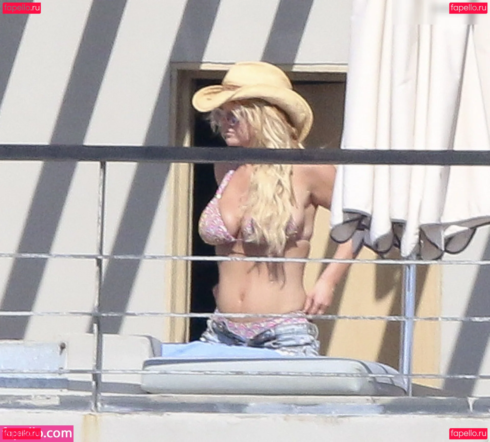 Jessica Simpson Onlyfans Photo Gallery 