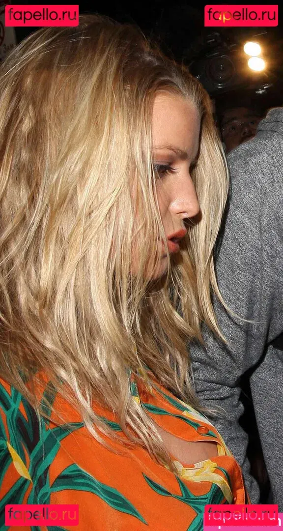 Jessica Simpson Onlyfans Photo Gallery 