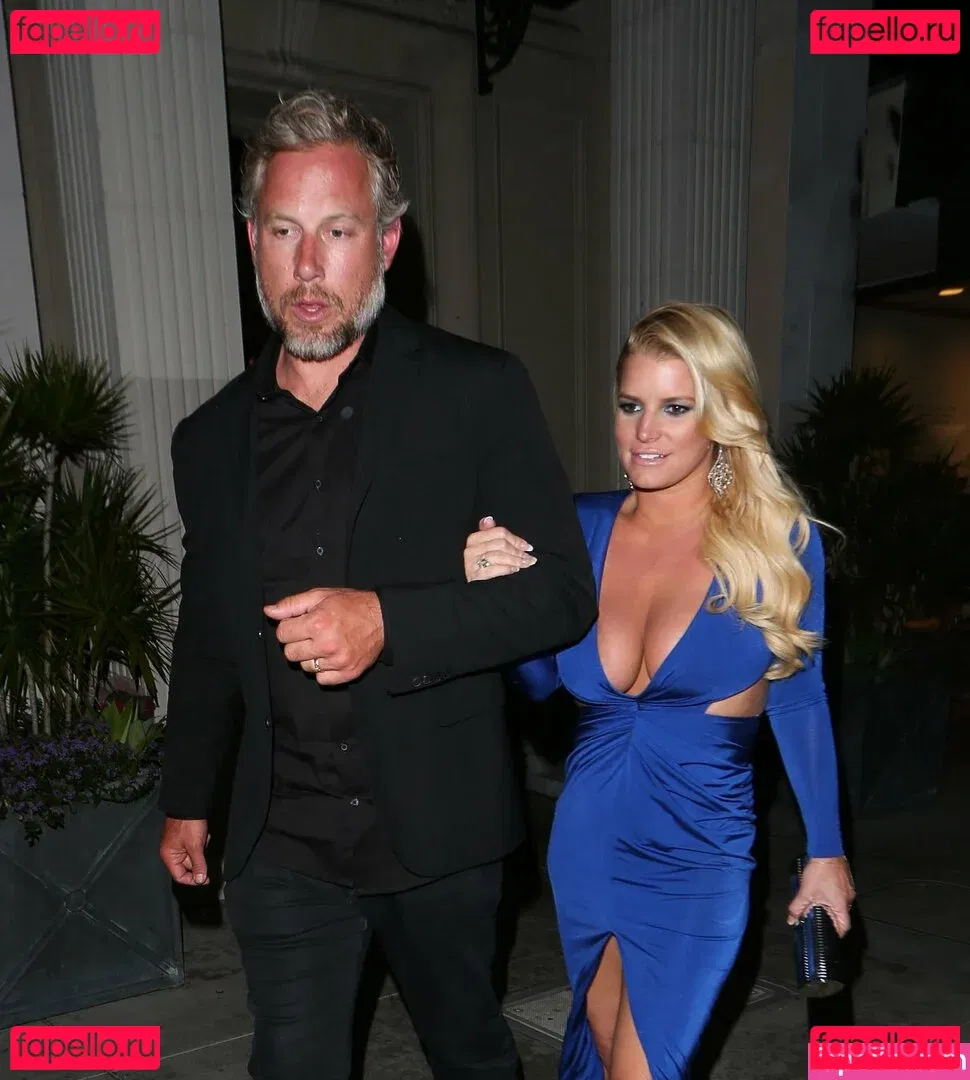 Jessica Simpson Onlyfans Photo Gallery 