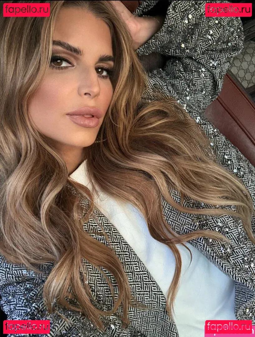 Jessica Simpson Onlyfans Photo Gallery 