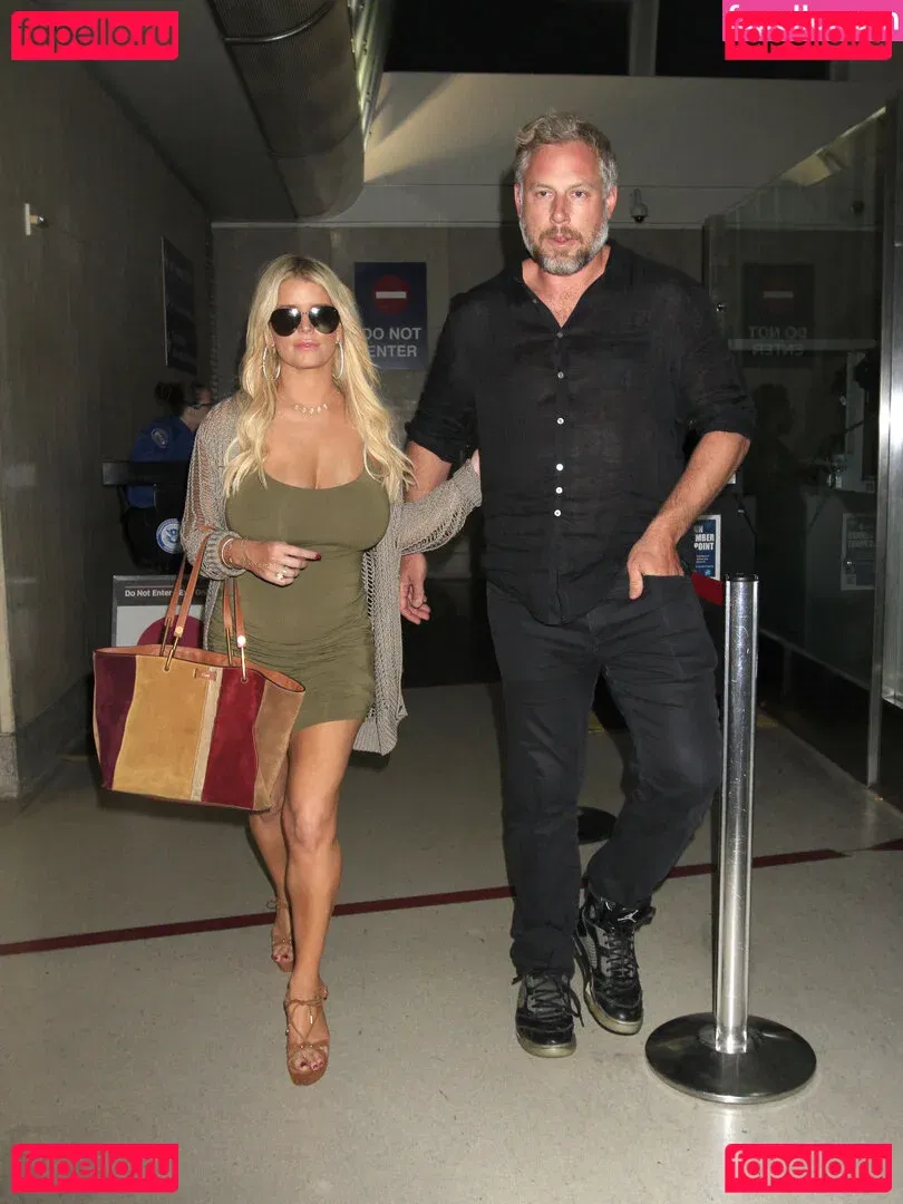 Jessica Simpson Onlyfans Photo Gallery 